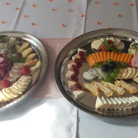 Penzion Restaurace A Zděná Bouda