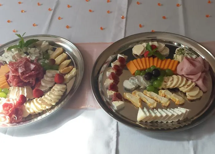 Pensjonat Restaurace A Zdena Bouda